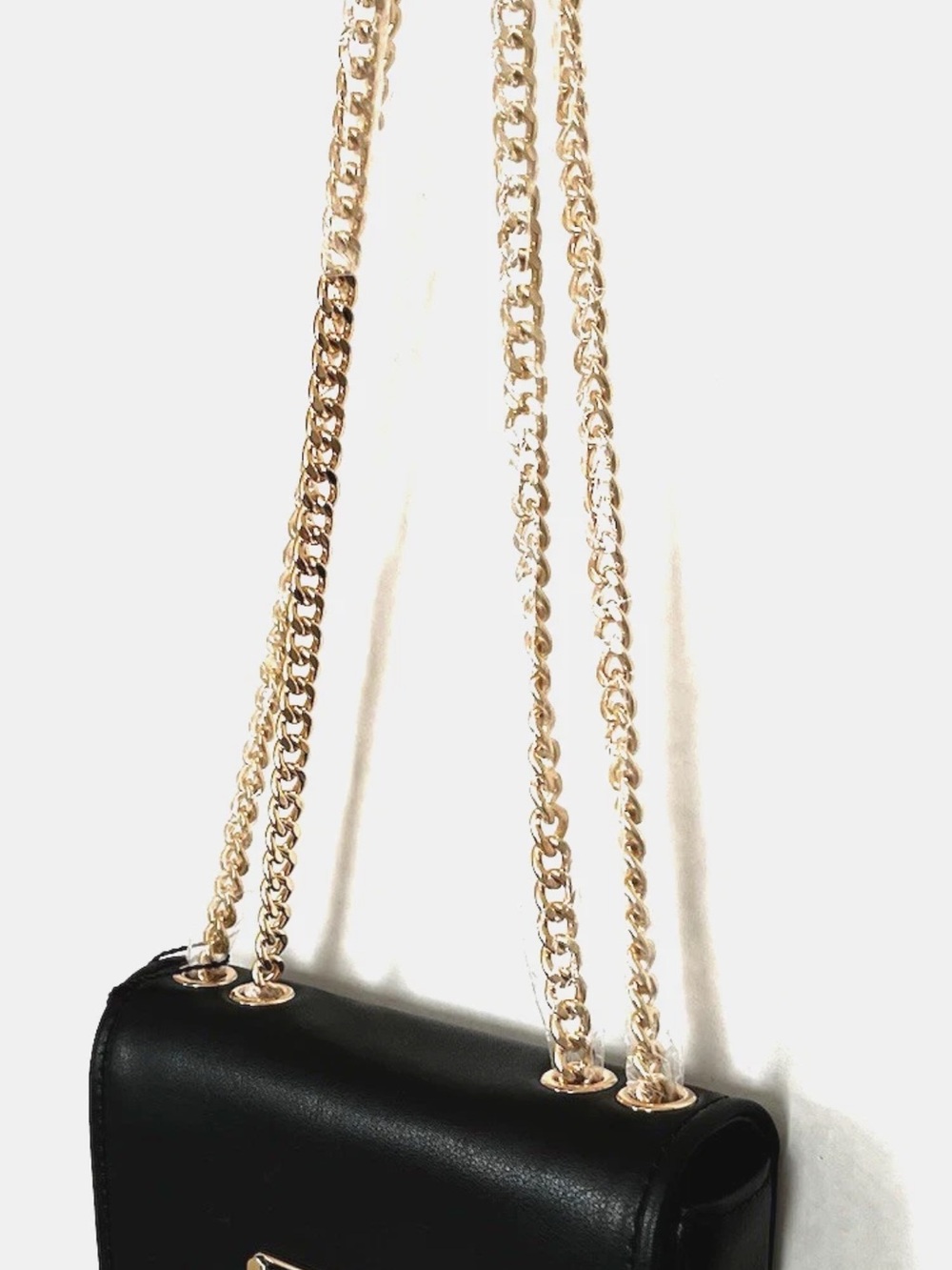 New Marc Jacobs Mini Flap Crossbody bag Smooth Leather Black with Gold Chain - Picture 7 of 9